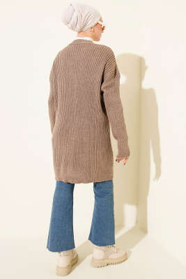 Baklava Kabartmalı Düğmeli Triko Hırka Latte - Hırka