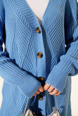 Baklava Kabartmalı Düğmeli Triko Hırka Mavi - Hırka