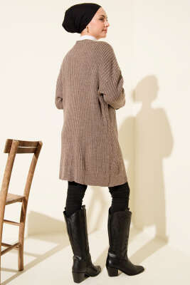 Baklava Kabartmalı Düğmeli Triko Hırka Vizon - Hırka