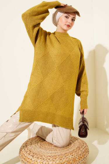 Baklava Kabartmalı Yumoş Triko Tunik Yağ Yeşili - Tunik