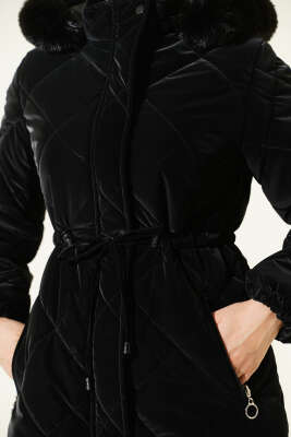 Baklava Kapitone Kapüşonlu Mont Siyah - Mont