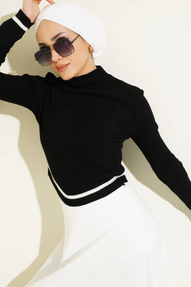 Balıkçı Yaka Çizgi Detay Triko Kazak Siyah - Triko