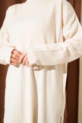 Balıkçı Yaka Fitilli Salaş Triko Tunik Bej - Tunik