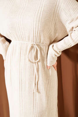 Balıkçı Yaka İp Kuşaklı Triko Elbise Bej - Elbise