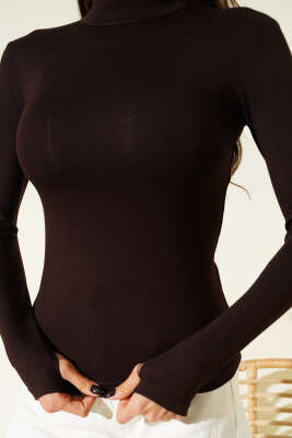 Balıkçı Yaka Parmak Geçirmeli Body Kahve - Kadın Giyim Modelleri