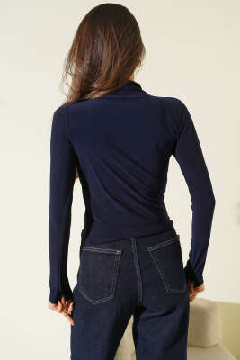 Balıkçı Yaka Parmak Geçirmeli Body Lacivert - Kadın Giyim Modelleri