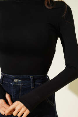 Balıkçı Yaka Parmak Geçirmeli Body Siyah - Kadın Uzun Kollu T-shirt