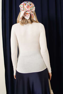 Balıkçı Yaka Uzun Kollu Body Ekru - Kadın Giyim Modelleri