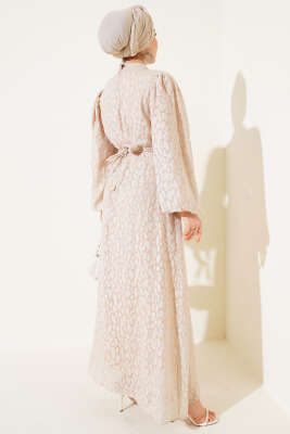 Balon Kol Kendinden Desenli Elbise Bej - Tesettür Elbise