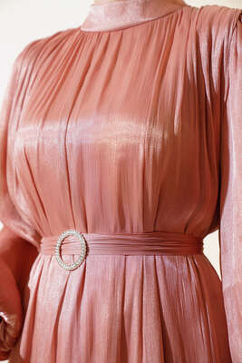 Balon Kol Parlak Şifon Elbise Pudra - Tesettür Elbise