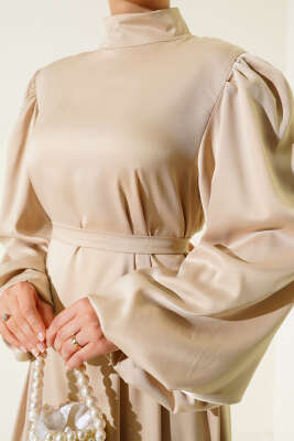 Balon Kol Saten Abiye Bej - Tesettür Elbise