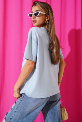 Basic Bisiklet Yaka T-shirt Mavi - Yılın Fırsatı