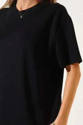 Basic Bisiklet Yaka T-shirt Siyah - Kadın Giyim Modelleri