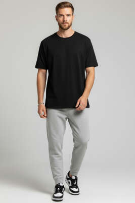 Basic Bisiklet Yaka T-shirt Siyah - Yılın Fırsatı