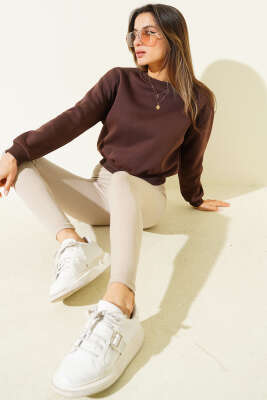 Basic Bisiklet Yaka Üç İp Sweatshirt Kahve - Kadın Giyim Modelleri