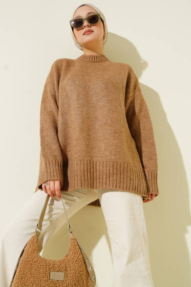 Basic Dikey Çizgi Detaylı Triko Kazak Camel - Triko Kazak