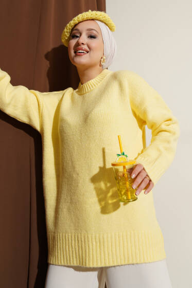 Basic Dikey Çizgi Detaylı Triko Kazak Sarı - Triko Kazak