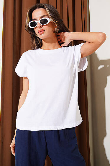 Basic Kolsuz T-shirt Beyaz - Kadın Giyim Modelleri