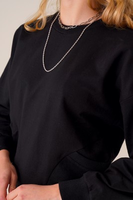 Basic Model Cepli Siyah Sweatshirt - Kadın Giyim Modelleri