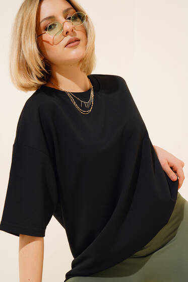 Basic Oversize Tshirt Siyah - Yılın Fırsatı