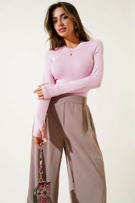 Basic Parmak Geçirme Detaylı Bluz Pembe - Yılın Fırsatı