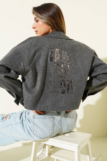 Baskılı Kısa Kaşe Ceket Füme - Kadın Giyim Modelleri