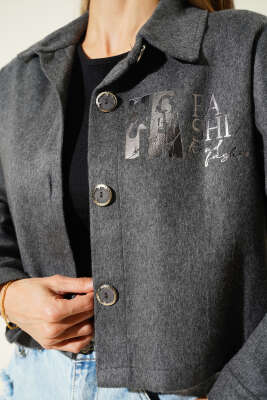 Baskılı Kısa Kaşe Ceket Füme - Kadın Giyim Modelleri