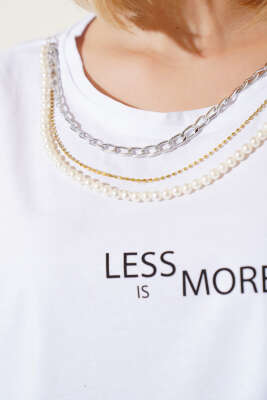 Baskılı Kolyeli T-shirt Beyaz - Yılın Fırsatı