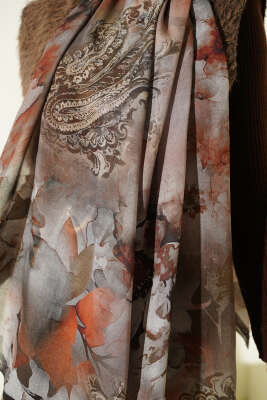 Batik Çiçek Desen Rami Şal Acı Kahve - Başörtüsü