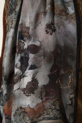 Batik Çiçek Desen Rami Şal Kahve - Başörtüsü