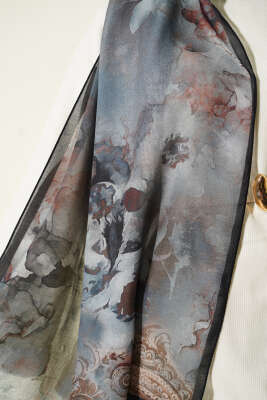 Batik Çiçek Desen Rami Şal Mavi - Başörtüsü