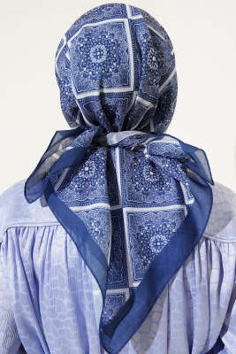 Batik Çini Desen Soft Eşarp Lacivert - Başörtüsü