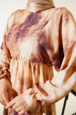 Batik Desen Bel Lastikli Elbise Vizon - Tesettür Elbise