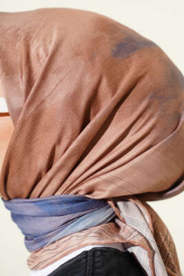 Batik Desen Demore Eşarp Camel - Başörtüsü