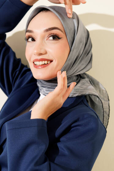 Batik Desen Demore Eşarp Gri - Başörtüsü