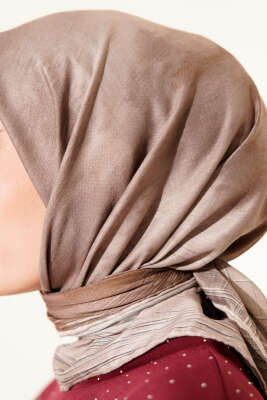 Batik Desen Demore Eşarp Kum Bej - Başörtüsü