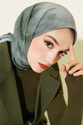 Batik Desen Demore Eşarp Zümrüt - Başörtüsü