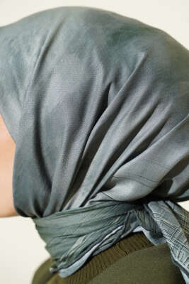 Batik Desen Demore Eşarp Zümrüt - Başörtüsü