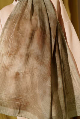 Batik Desen Müslin Şal Bej - Başörtüsü