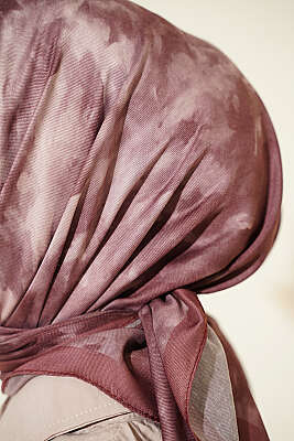 Batik Desen Soft Eşarp Soft Kahve - Başörtüsü