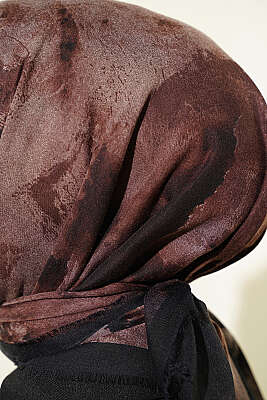Batik Desenli Soft Eşarp Siyah Kahve - Başörtüsü