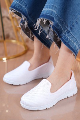 Bayan Fileli Beyaz Spor Ayakkabı - Thumbnail