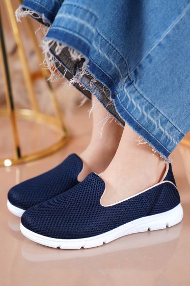 Bayan Fileli Lacivert Spor Ayakkabı - Spor Ayakkabı