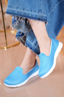 Bayan Fileli Mavi Spor Ayakkabı - Thumbnail