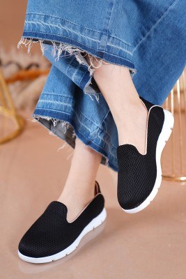 Bayan Fileli Siyah Beyaz Ayakkabı - Thumbnail