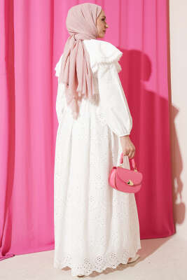 Bebe Yaka Brode Detaylı Elbise Beyaz - Elbise