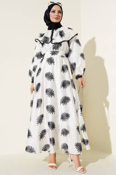 Bebe Yaka Desenli Kuşaklı Elbise Ekru - Tesettür Elbise