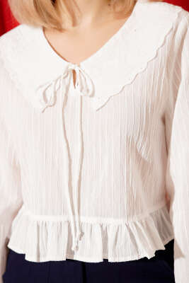 Bebe Yaka Fırfırlı Bluz Ekru - Kadın Giyim Modelleri