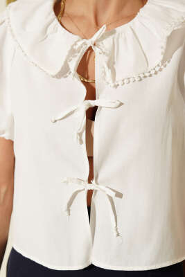 Bebe Yaka Kısa Kol İpli Bluz Beyaz - Kadın Giyim Modelleri