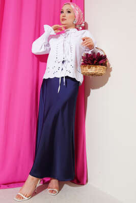 Bebe Yaka Nakışlı Bağlamalı Bluz Beyaz - 500-700 TL Ürünler